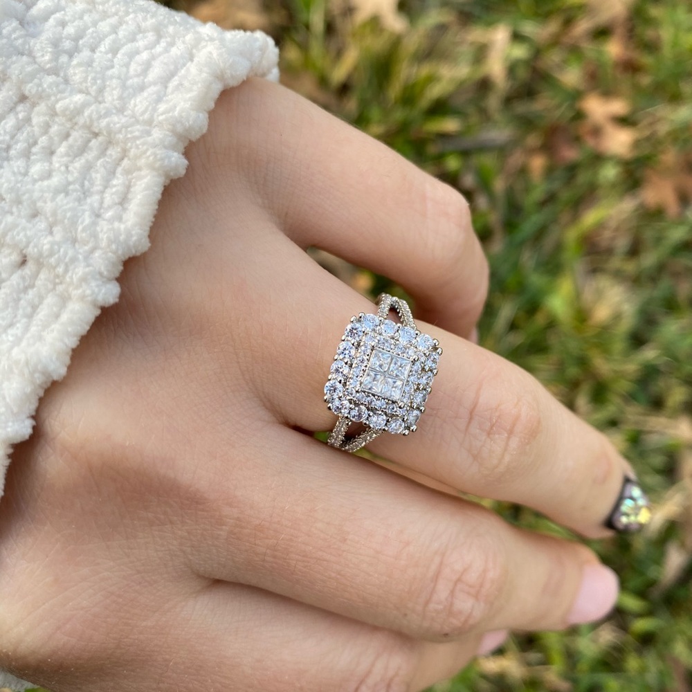 Gorgeous 925 Silver White Sapphire Ring Sz 6-10 - Picture 5 of 16